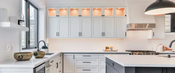 Decoración de cocinas que sí funciona - calidez, luz y orden